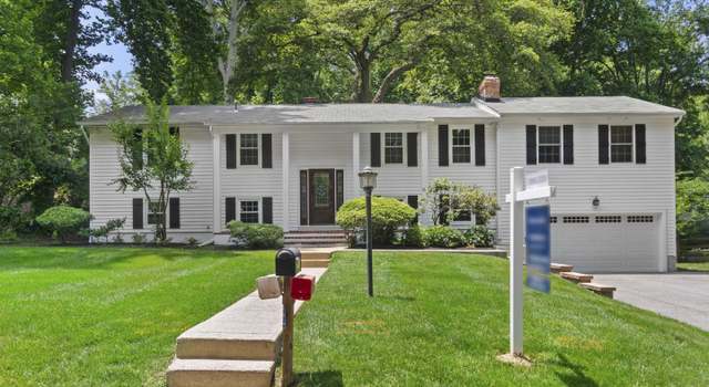 Photo of 900 Randell Rd, Severna Park, MD 21146