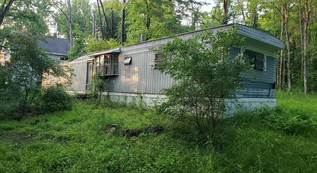 Photo of 294 Park Dr W, Kintnersville, PA 18930