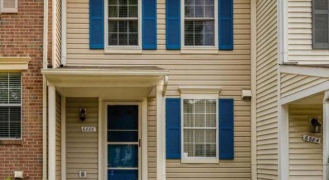 Photo of 6886 Chasewood Cir, Centreville, VA 20121