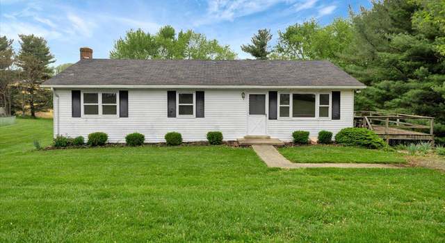 Photo of 7207 Honeybush Dr, Mount Airy, MD 21771