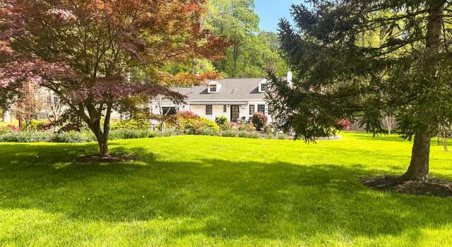 Photo of 3101 Holmes Run Rd, Falls Church, VA 22042