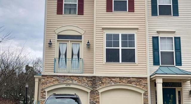 Photo of 43751 Scarlet Sq, Chantilly, VA 20152