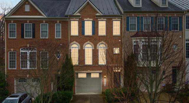 Photo of 18619 Hollow Crest Dr, Brookeville, MD 20833