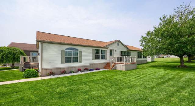 Photo of 22 Sarah Ave, New Holland, PA 17557