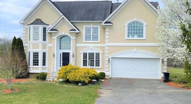 Photo of 3 Jackson Pl, Middletown, VA 22645