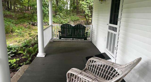 Photo of 114 Wynnewood Dr, Coatesville, PA 19320