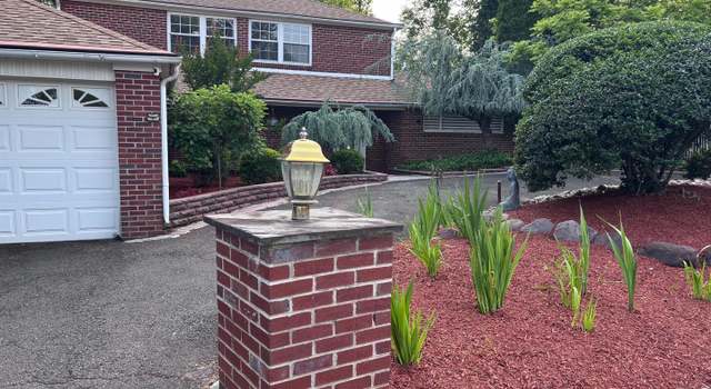 Photo of 20 Hidden Ln, Feasterville Trevose, PA 19053