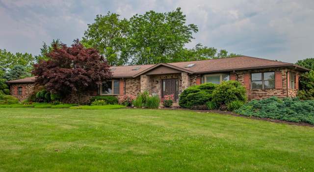Photo of 727 Ridge Rd, Mill Hall, PA 17751