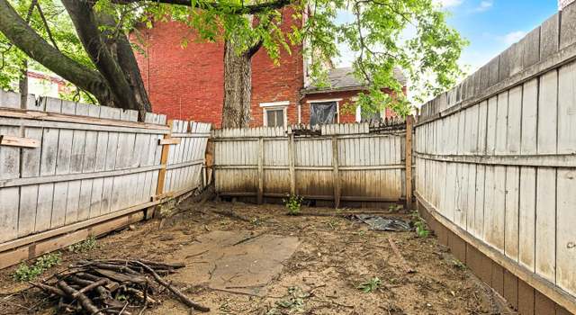 Photo of 438 E Strawberry St, Lancaster, PA 17602