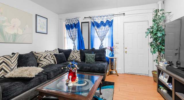 Photo of 438 E Strawberry St, Lancaster, PA 17602