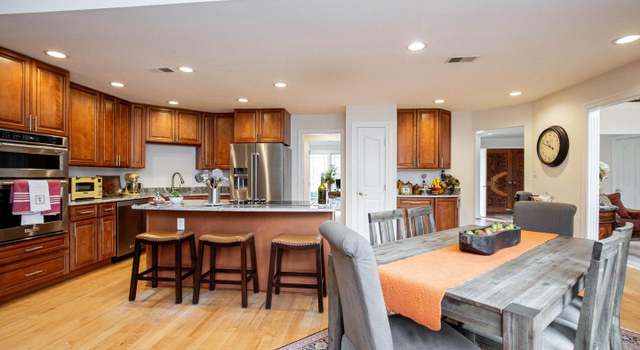 Photo of 2511 Hunter Mill Rd, Oakton, VA 22124