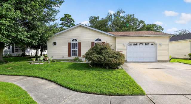 Photo of 296 Pebble Beach Dr, Mays Landing, NJ 08330