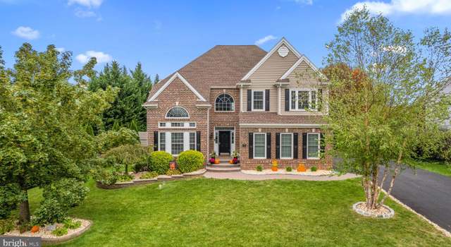 Photo of 31 Mystery Rose Ln, West Grove, PA 19390