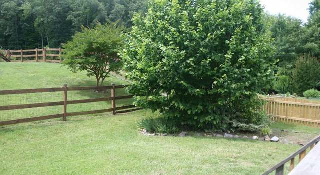 Photo of 10024 Carters Grove Rd, Fredericksburg, VA 22408
