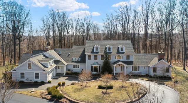 Photo of 78 Carriage House Rd, Bernardsville, NJ 07924