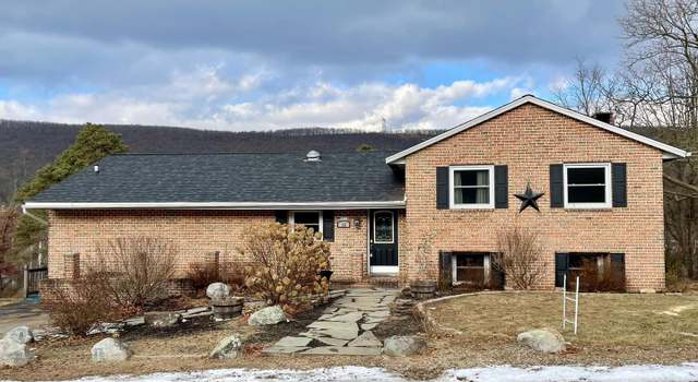 Photo of 16 Maple St, Ashland, PA 17921