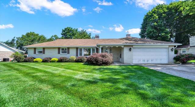 Photo of 841 Sunlight Dr, York, PA 17402