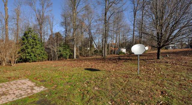 Photo of 50 Hunton Dr, Fredericksburg, VA 22405