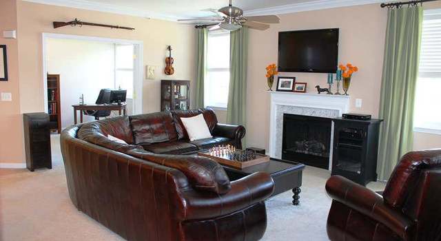 Photo of 13941 Gullane Dr #115, Woodbridge, VA 22191