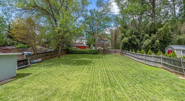 Photo of 5517 Fairfax Dr, Arlington, VA 22205