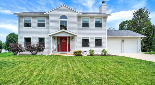 Photo of 2039 Golden Eagle Dr, York, PA 17408