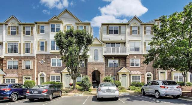 Photo of 1725 Braddock Pl #304, Alexandria, VA 22302