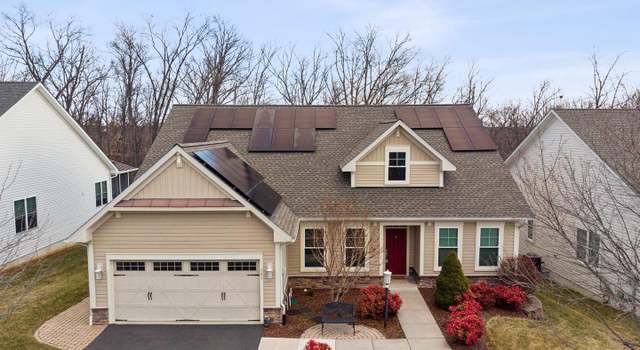 Photo of 121 Turnstone Ln, Lake Frederick, VA 22630