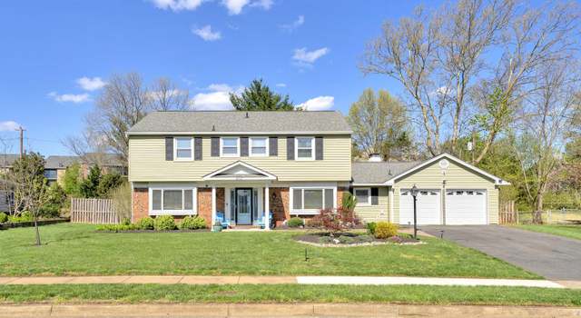 Photo of 4111 Meadow Hill Ln, Fairfax, VA 22033