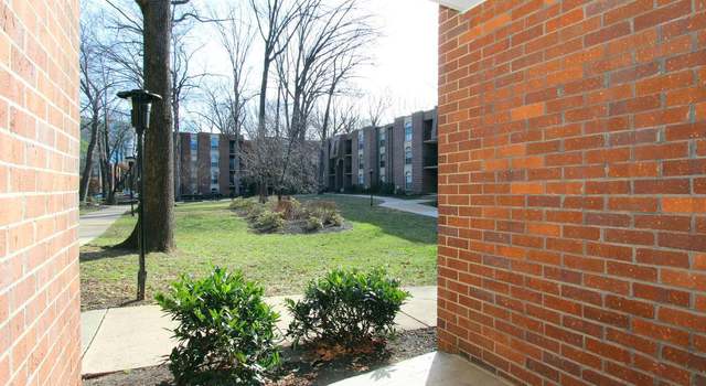 Photo of 3304 Woodburn Village Dr #11, Annandale, VA 22003