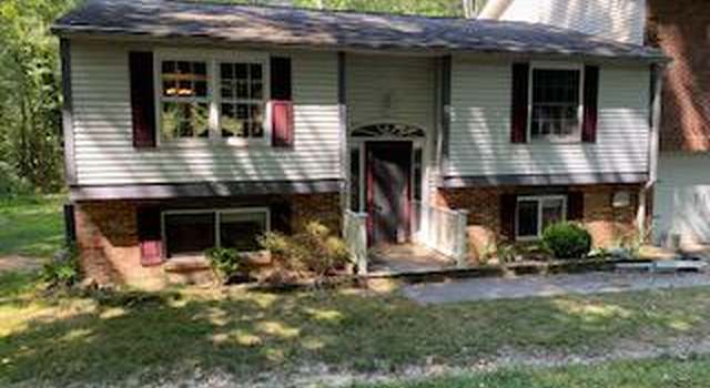 Photo of 8004 Gracie Dr, Manassas, VA 20112