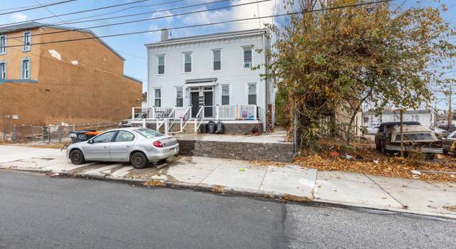 Photo of 610 E 9th St, Chester, PA 19013