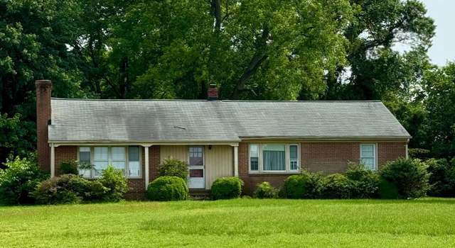 Photo of 24662 Hazelwood Ln, Rappahannock Academy, VA 22538