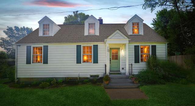 Photo of 720 E Stephens Ln, Purcellville, VA 20132