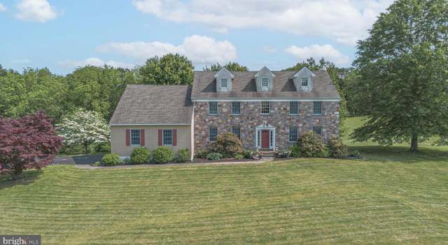 Photo of 104 Gallows Run Rd, Riegelsville, PA 18077