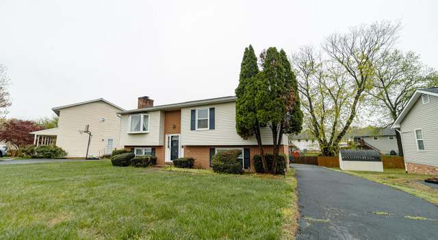 Photo of 802 Shamrock Dr, Fredericksburg, VA 22407