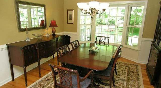 Photo of 10 Brighton Ter, Gaithersburg, MD 20877