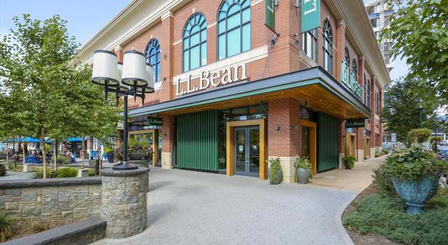 Photo of 5225 Pooks Hill Rd Unit 826S, Bethesda, MD 20814