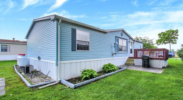Photo of 94 Sherrill Dr, New Oxford, PA 17350