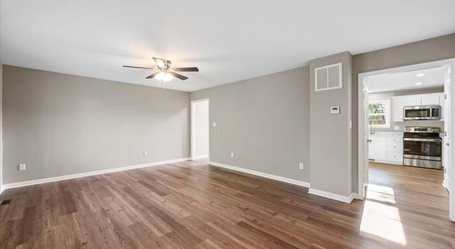 Photo of 407 Crim Dr, Strasburg, VA 22657