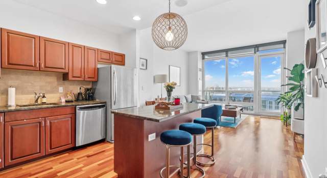Photo of 901 N Penn St Unit F1107, Philadelphia, PA 19123