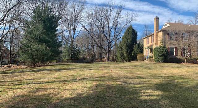 Photo of 8 Owens Glen Ct, North Potomac, MD 20878