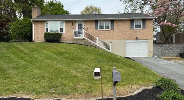 Photo of 5 Pear St, Annville, PA 17003