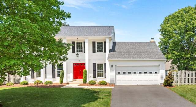 Photo of 4628 Sand Rock Ln, Chantilly, VA 20151