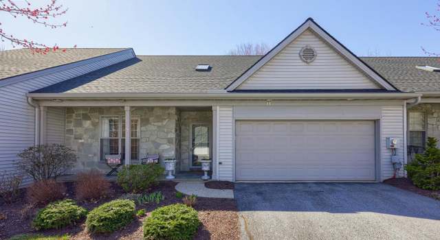 Photo of 11 Deer Ford Dr, Lancaster, PA 17601