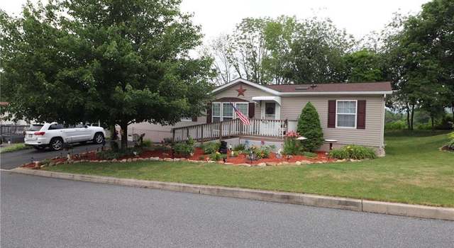 Photo of 4176 Bunker Hill Ln W, Walnutport, PA 18088