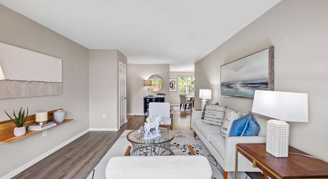 Photo of 2050 N Calvert St #410, Arlington, VA 22201