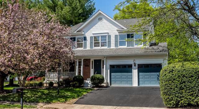 Photo of 13626 Old Chatwood Pl, Chantilly, VA 20151