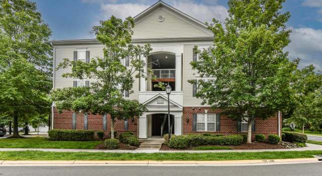 Photo of 42435 Hollyhock Ter #302, Ashburn, VA 20148