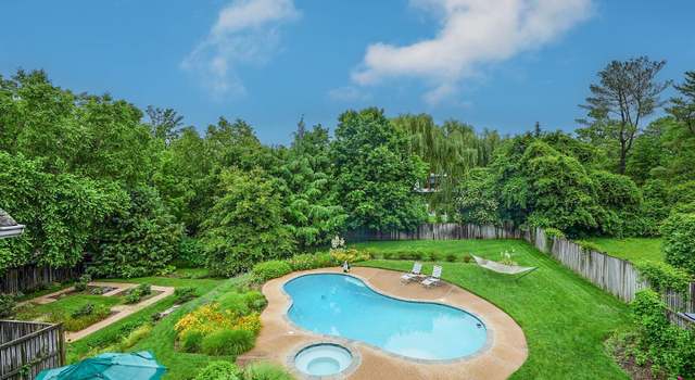 Photo of 3917 Fessenden St NW, Washington, DC 20016