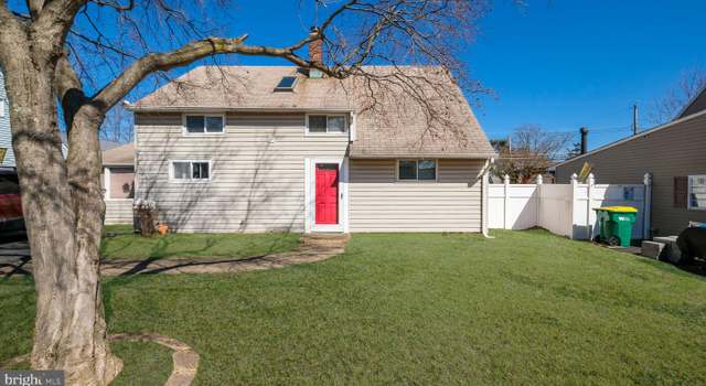 Photo of 58 Huckleberry Ln, Levittown, PA 19055